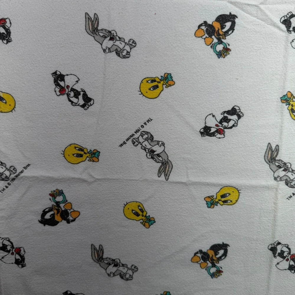 Warner Bros Baby Blanket Looney Tunes 1994 Vintage Flannel White Nursery Baby
